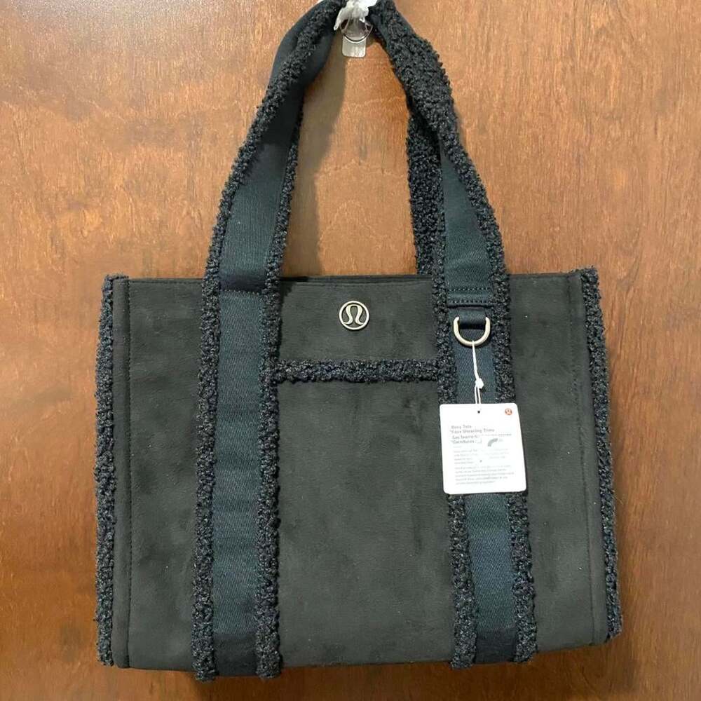 Nwt Lululemon Black Boxy Tote C 500